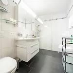 Appartamento Pl 204 Geraeumige 3,5-zimmer-wohnung Im Haus Plavna Mit Grossem Balkon