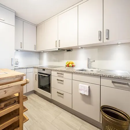 Pl 204 Geraeumige 3,5-zimmer-wohnung Im Haus Plavna Mit Grossem Balkon Διαμέρισμα Vulpera